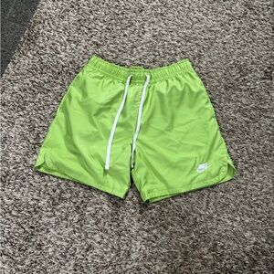 Nike NSW Woven Flow Shorts Green